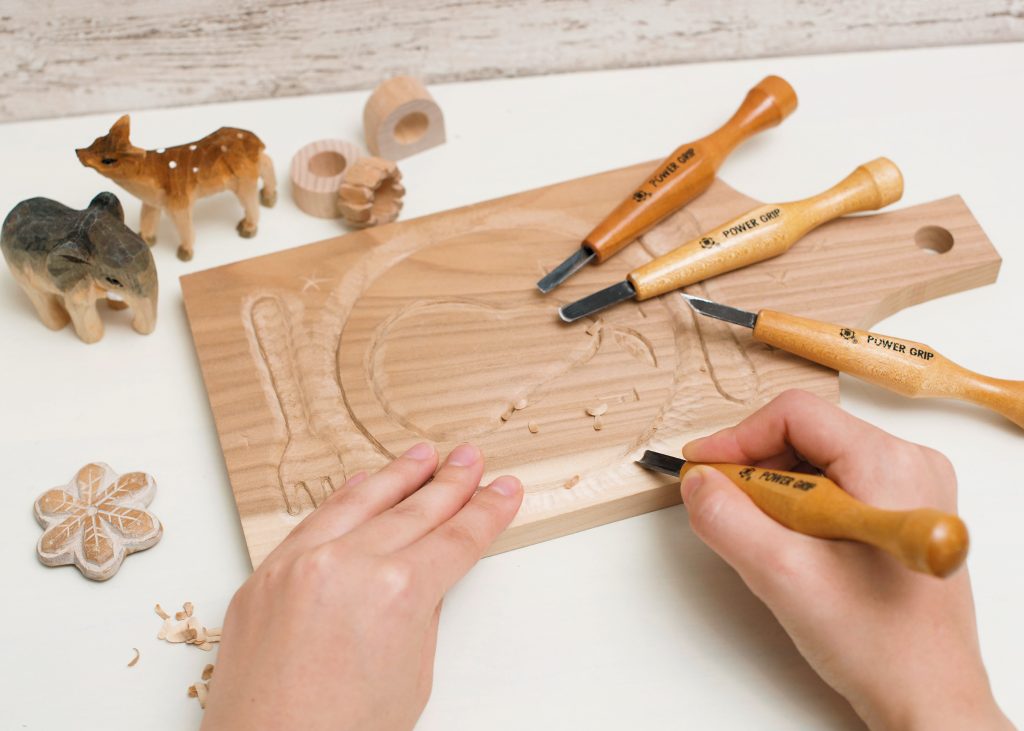 木の温かさを生かして木彫作品をつくろう!の画像