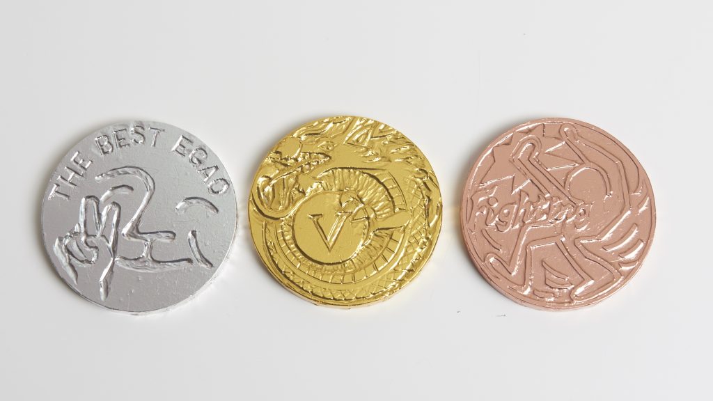 金・銀・銅のアルミ箔でメダルをつくろう!の画像