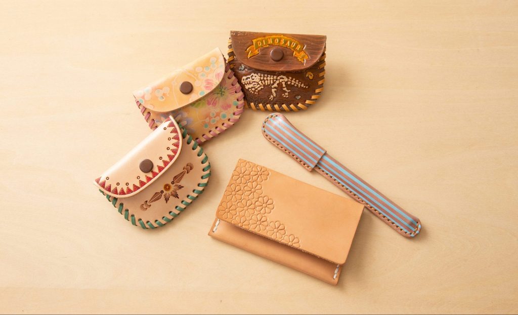 かがり&手縫いで楽しむレザークラフトの画像